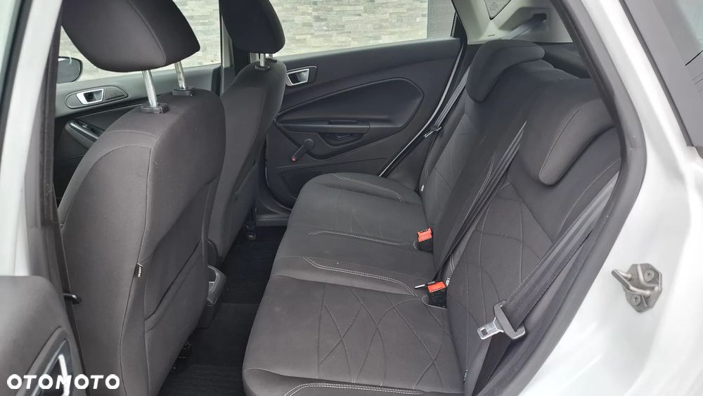 Ford Fiesta 1.6 TDCi SYNC Edition - 22