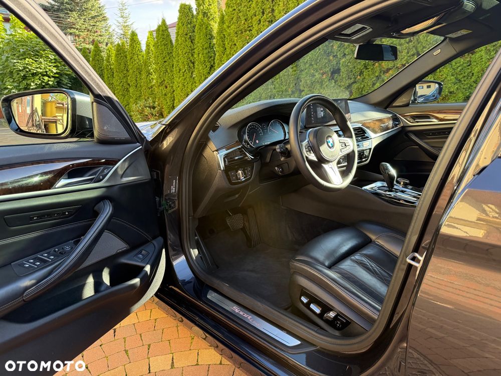 BMW Seria 5 520d Touring Sport Line - 15