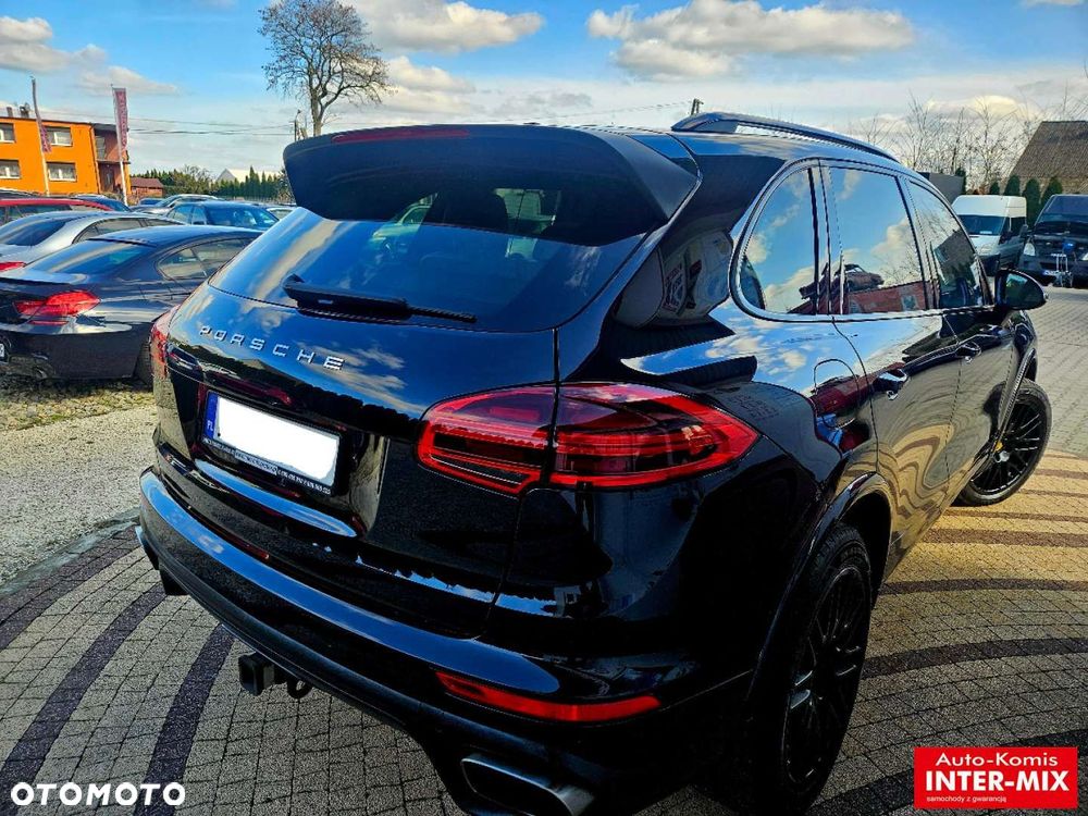 Porsche Cayenne - 23