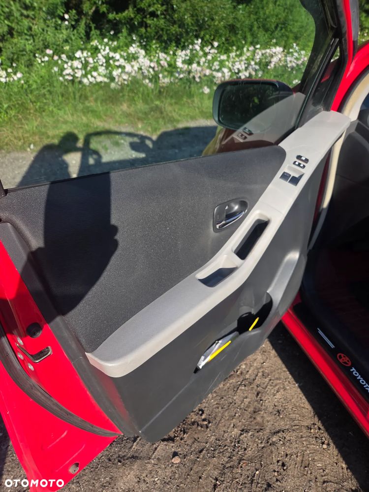 Toyota Yaris 1.33 Luna MS - 17