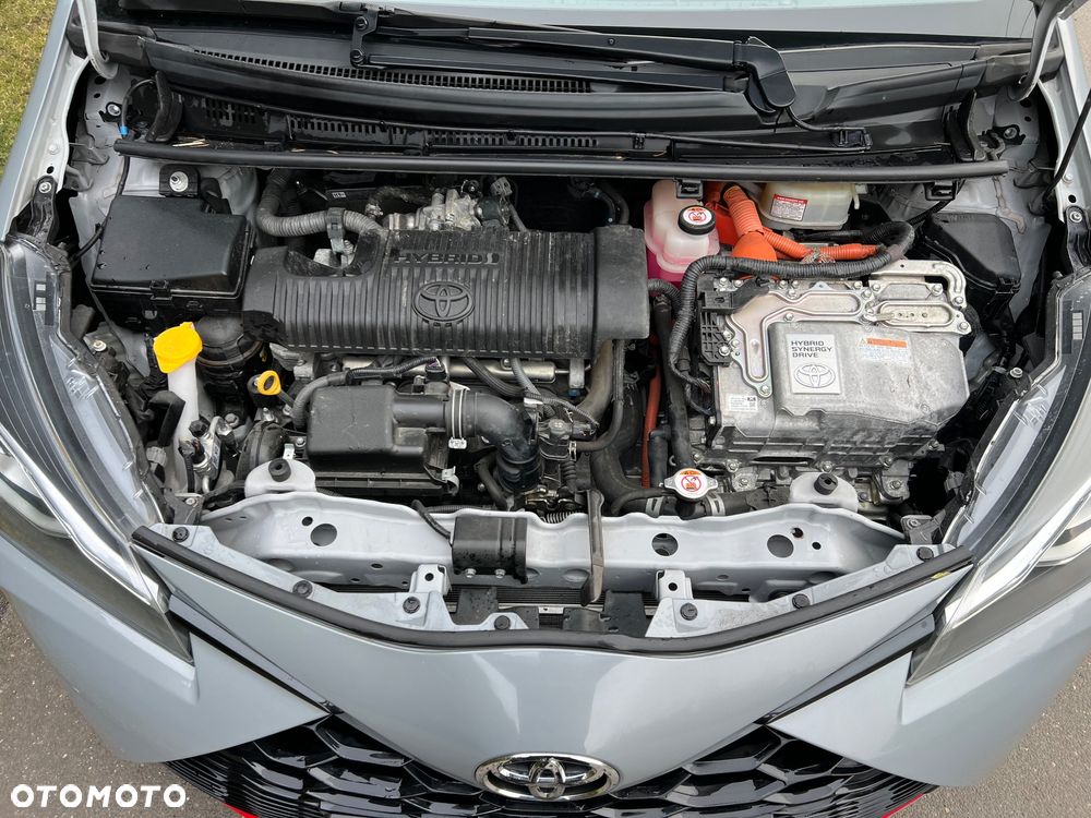 Toyota Yaris - 12