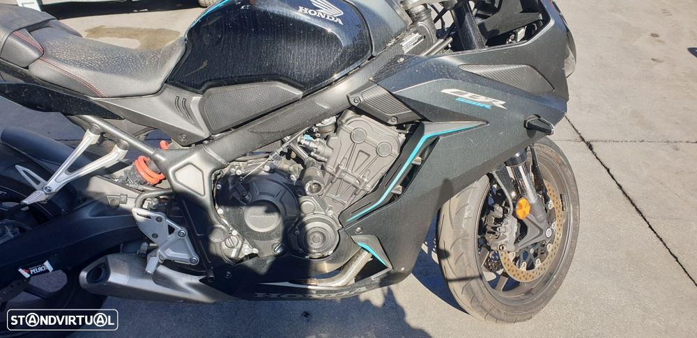 MOTOR COMPLETO HONDA CBR 650R REF. RH01E - 1