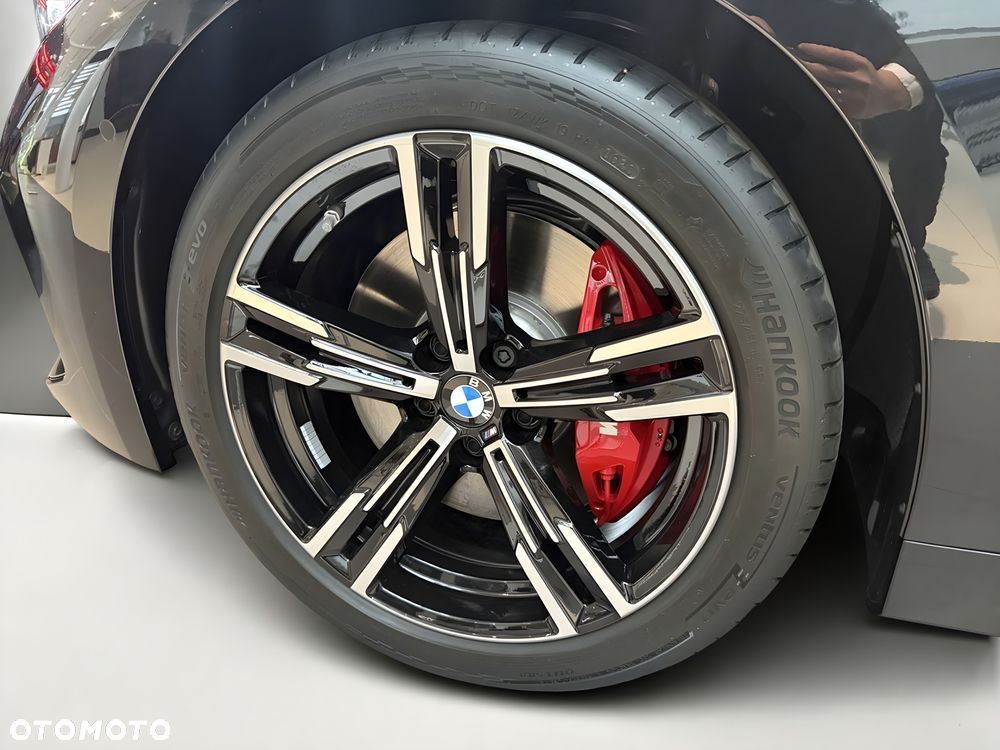 BMW Seria 3 318i M Sport - 11