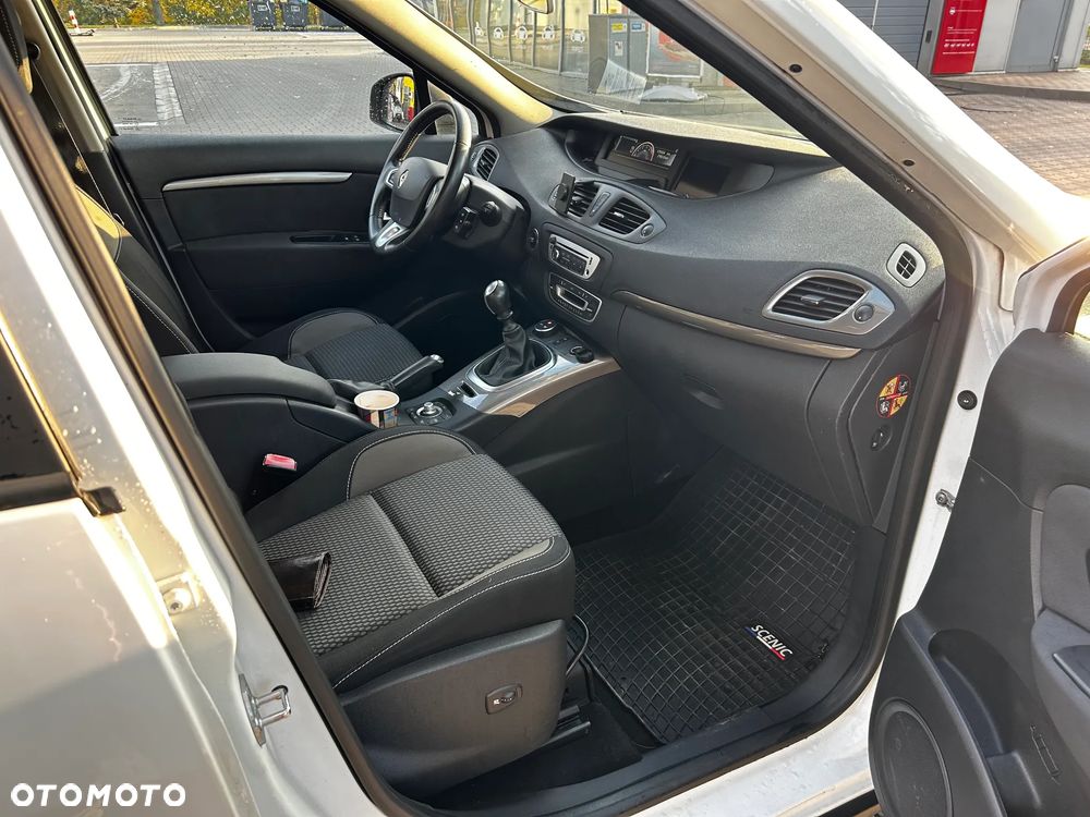 Renault Scenic - 10