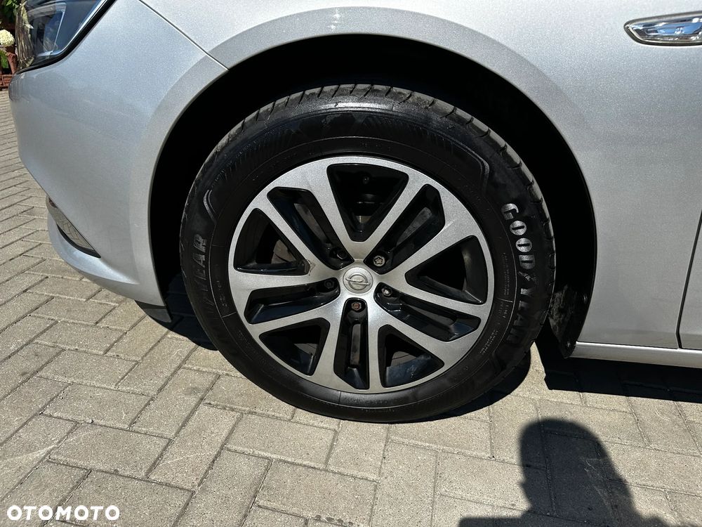 Opel Insignia - 30