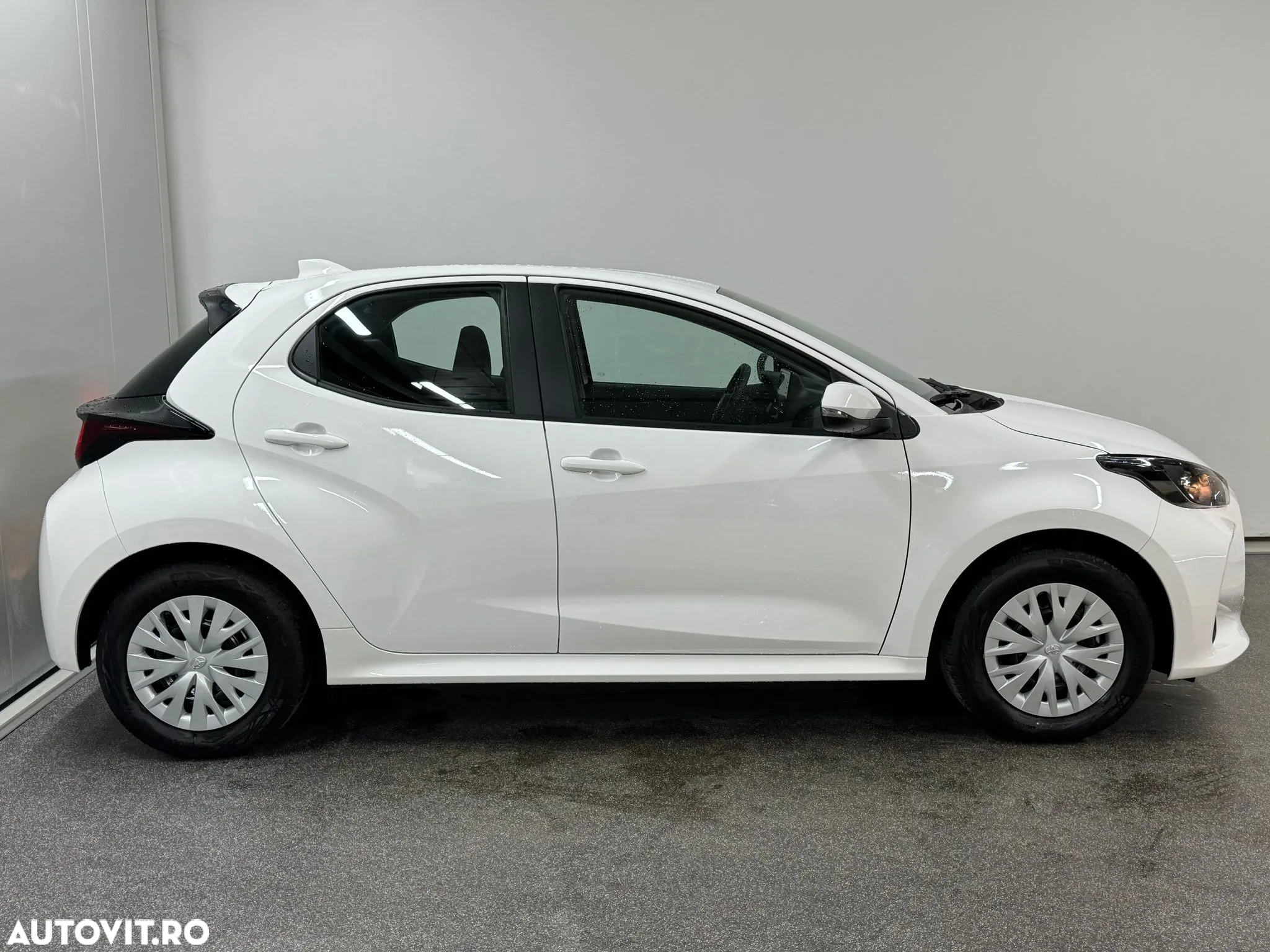 Toyota Yaris 1.5 VVT-i HSD Eco - 7