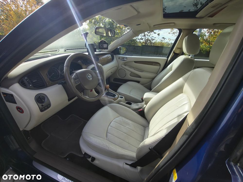 Jaguar X-Type 2.5 High - 13