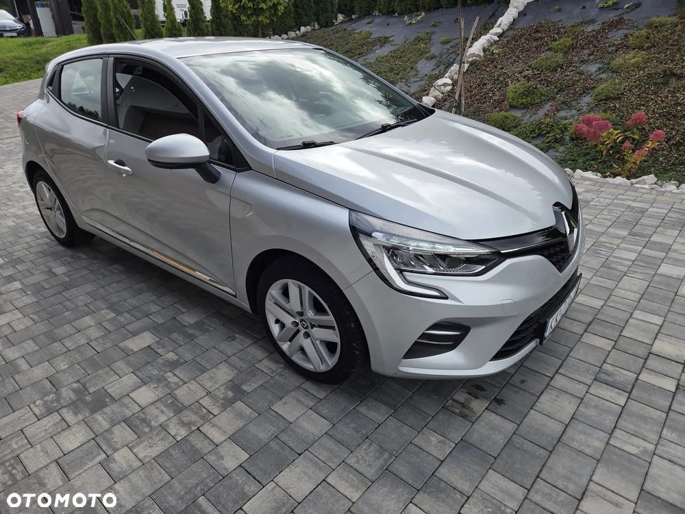 Renault Clio - 24