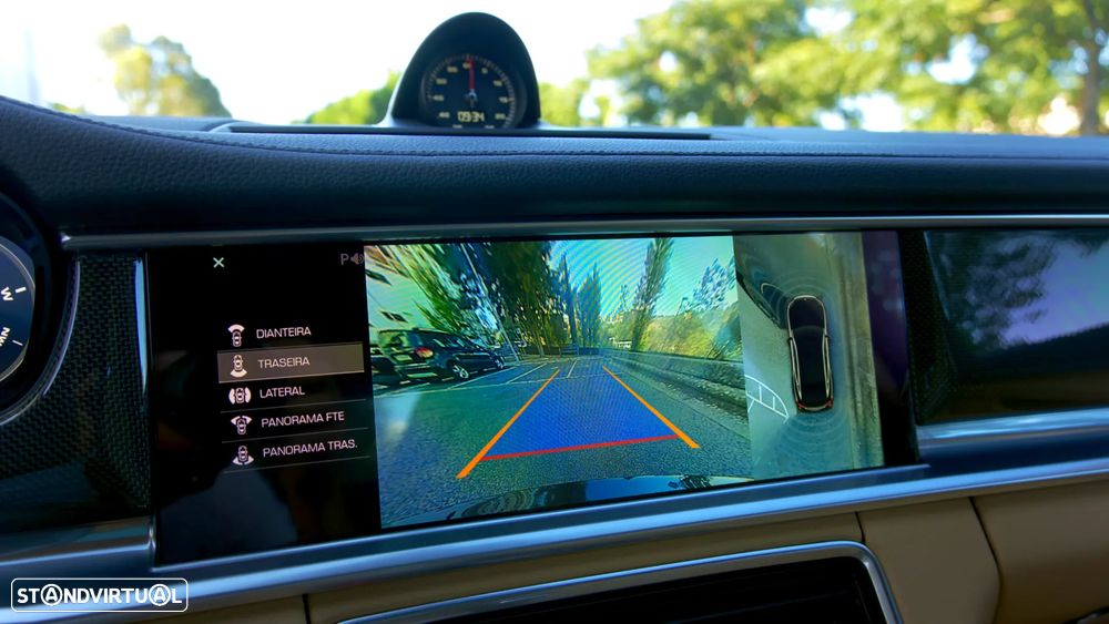 Porsche Panamera 4 S - 40