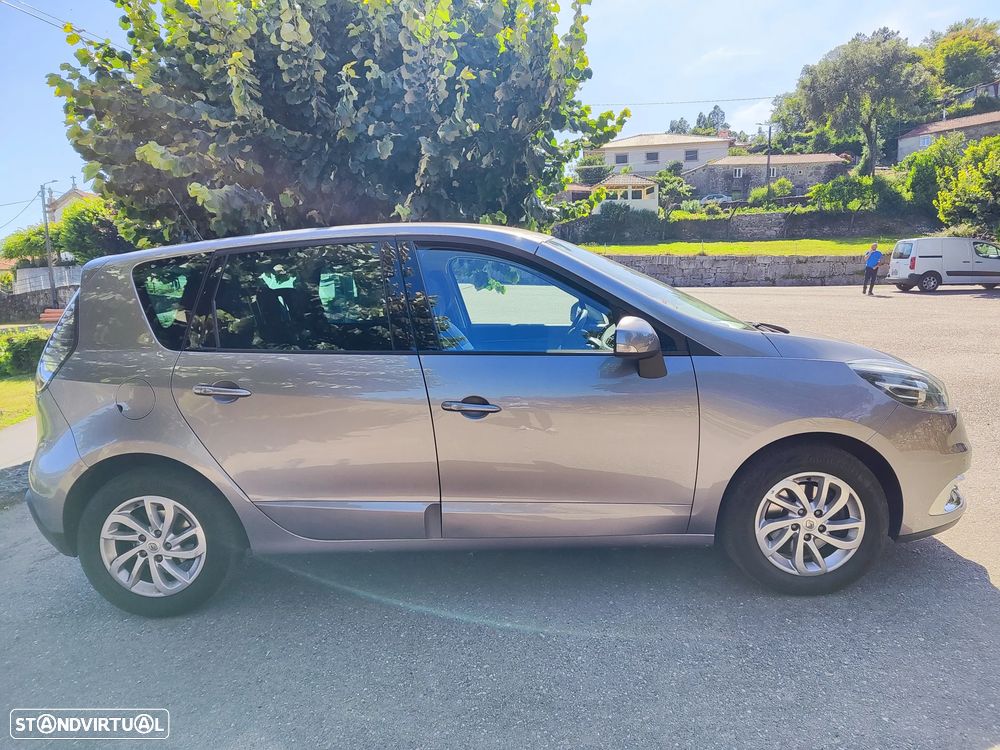 Renault Scénic 1.5 dCi Sport SS - 4