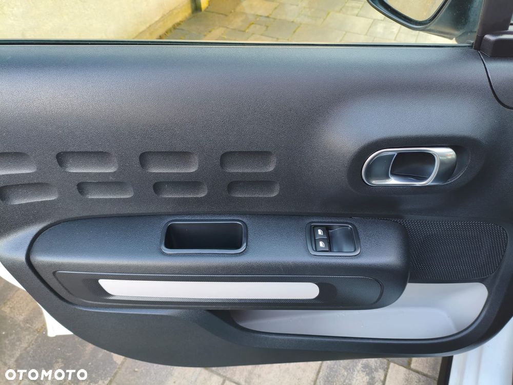 Citroën C3 1.2 VTi Exclusive - 24