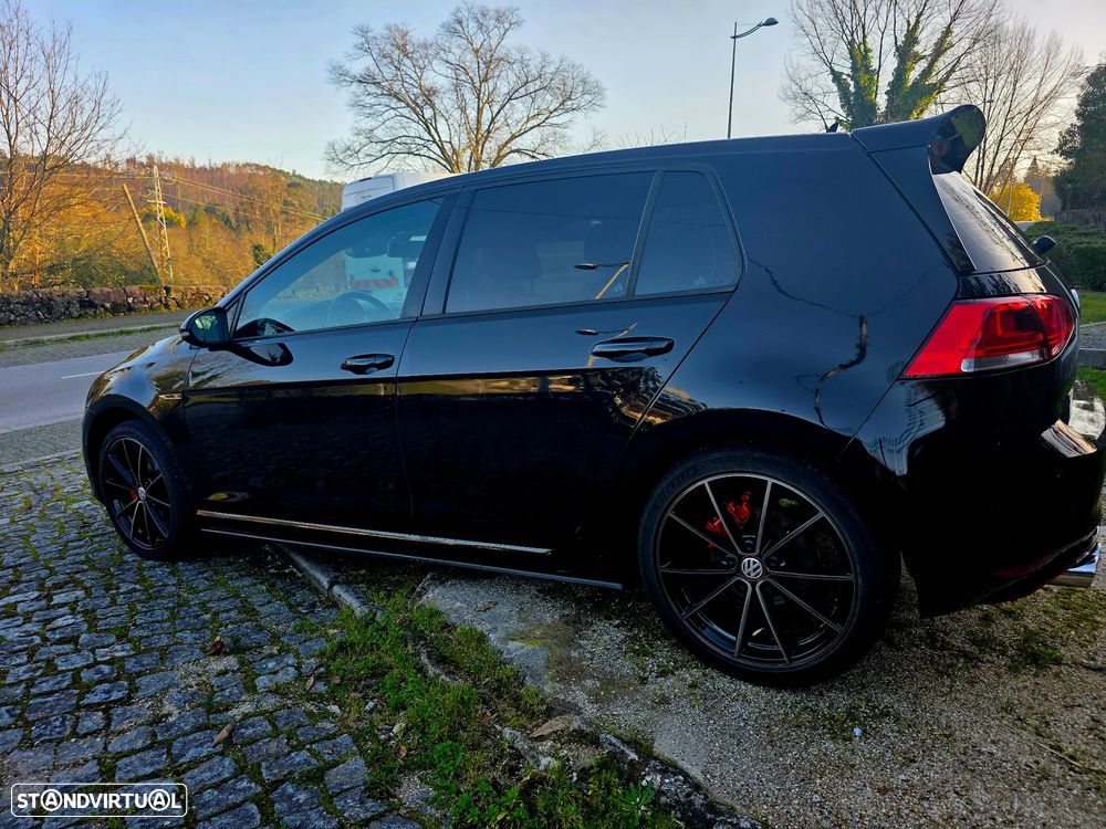 VW Golf 1.6 TDi R-Line - 11