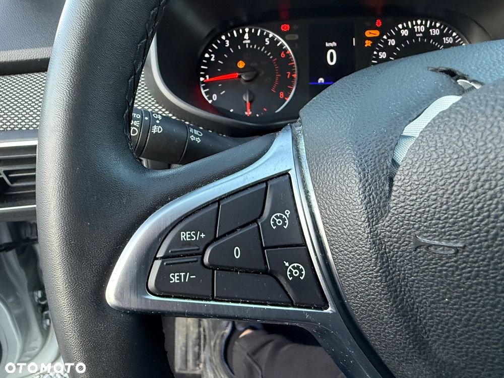 Dacia Sandero 1.0 TCe Essential - 25