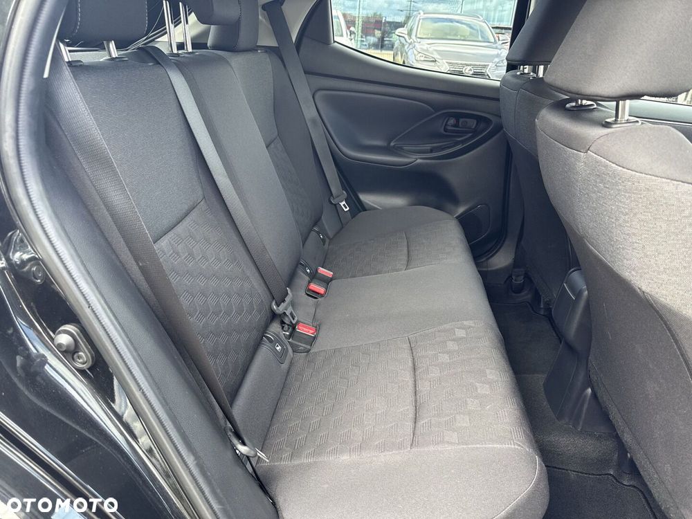 Toyota Yaris Hybrid 1.5 Style - 11