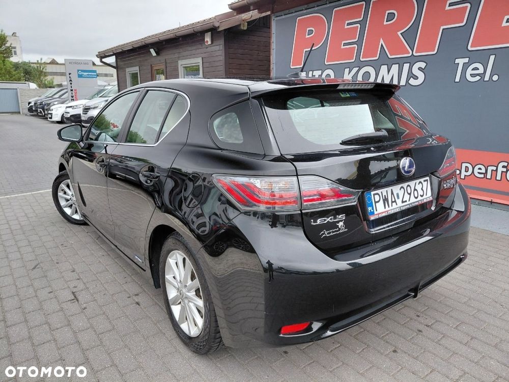 Lexus CT - 6