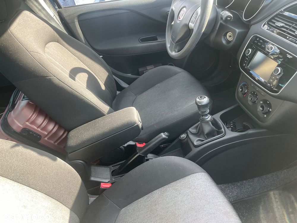 Fiat Grande Punto - 2