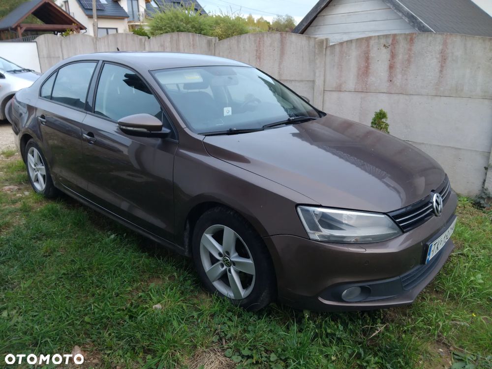 Volkswagen Jetta 1.6 TDI Comfortline - 3