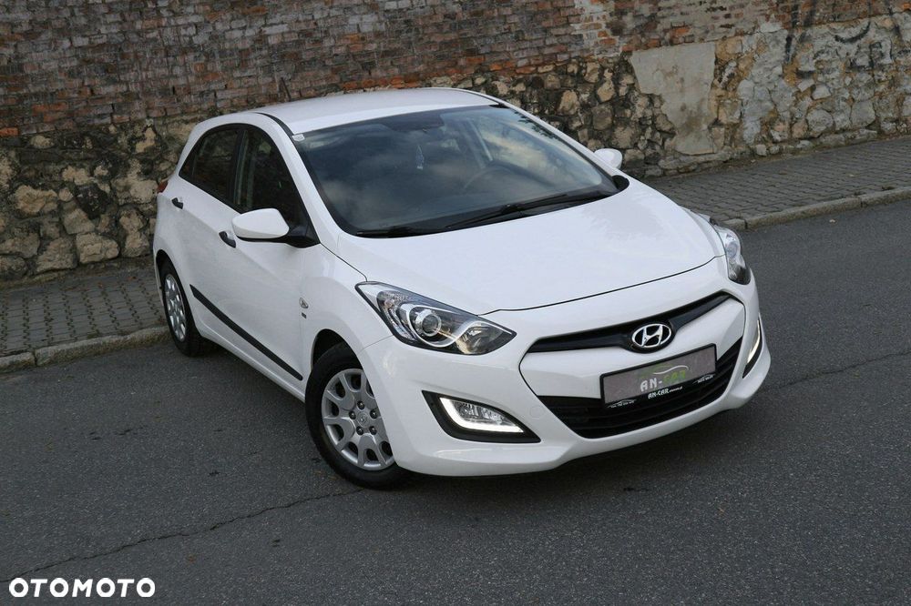 Hyundai i30 1.4 Fifa World Cup Edition - 35
