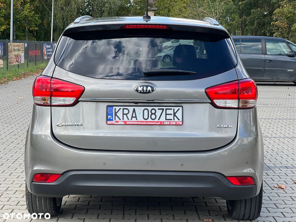 Kia Carens 1.7 CRDi XL 7os - 39