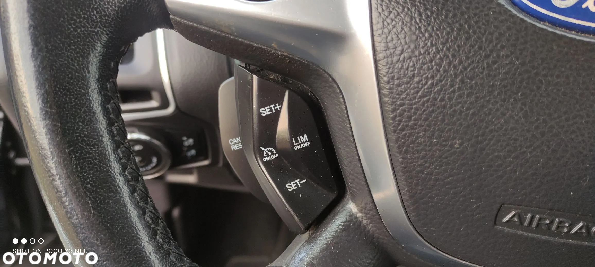 Ford Focus 1.6 EcoBoost Titanium - 18