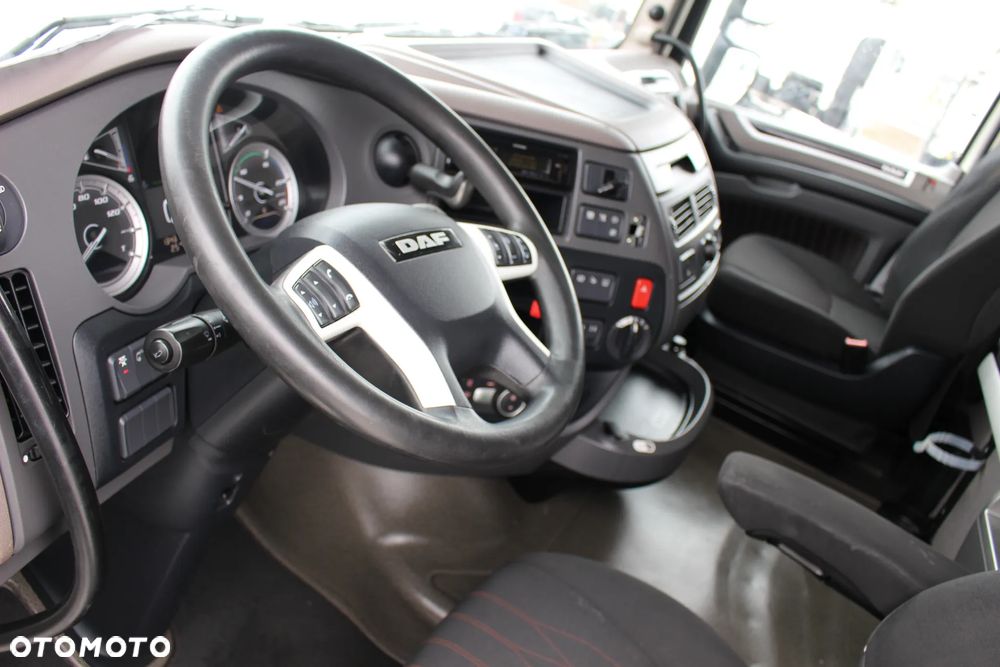 DAF XF 106.480 / RETARDER /LODÓWKA /KLIMA POSTOJOWA /OPONY 80%/**SERWIS FR **/ IDEALNY STAN / - 12