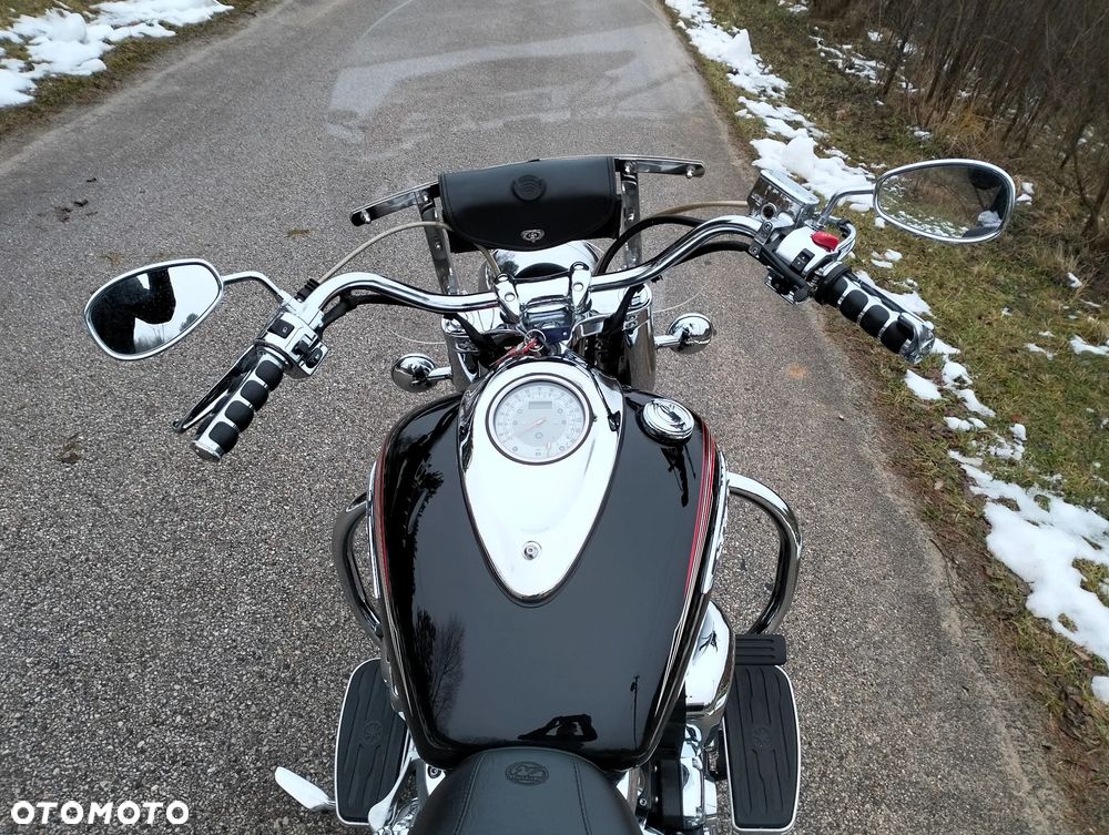 Yamaha Road Star - 3