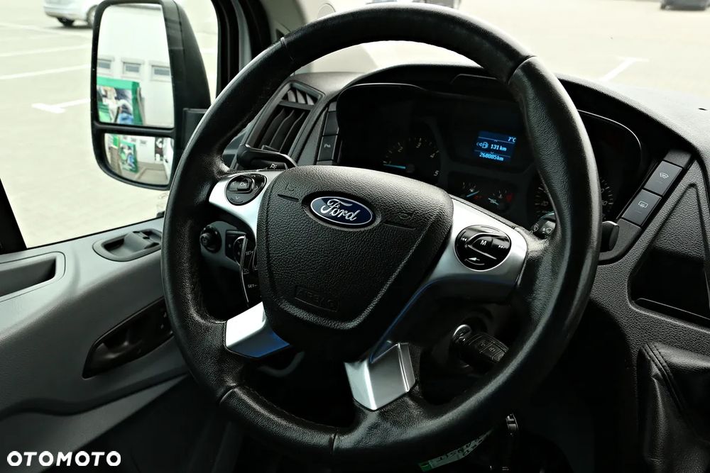 Ford Transit - 26