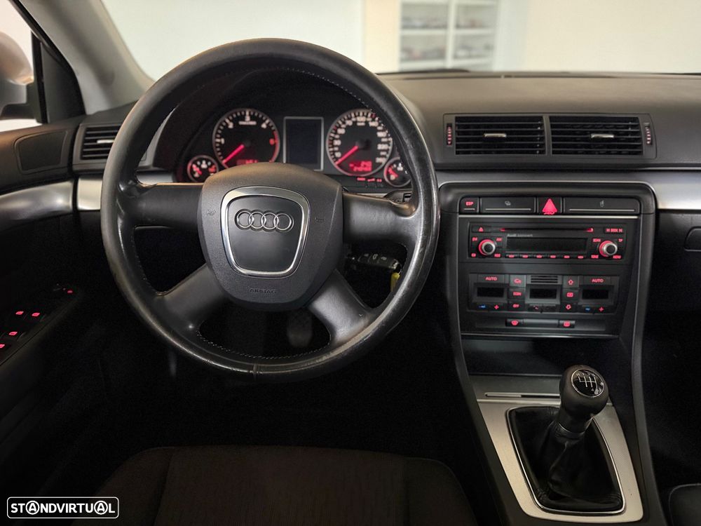 Audi A4 Avant 2.0 TDI DPF - 19
