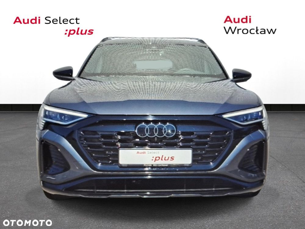Audi Q8 - 6
