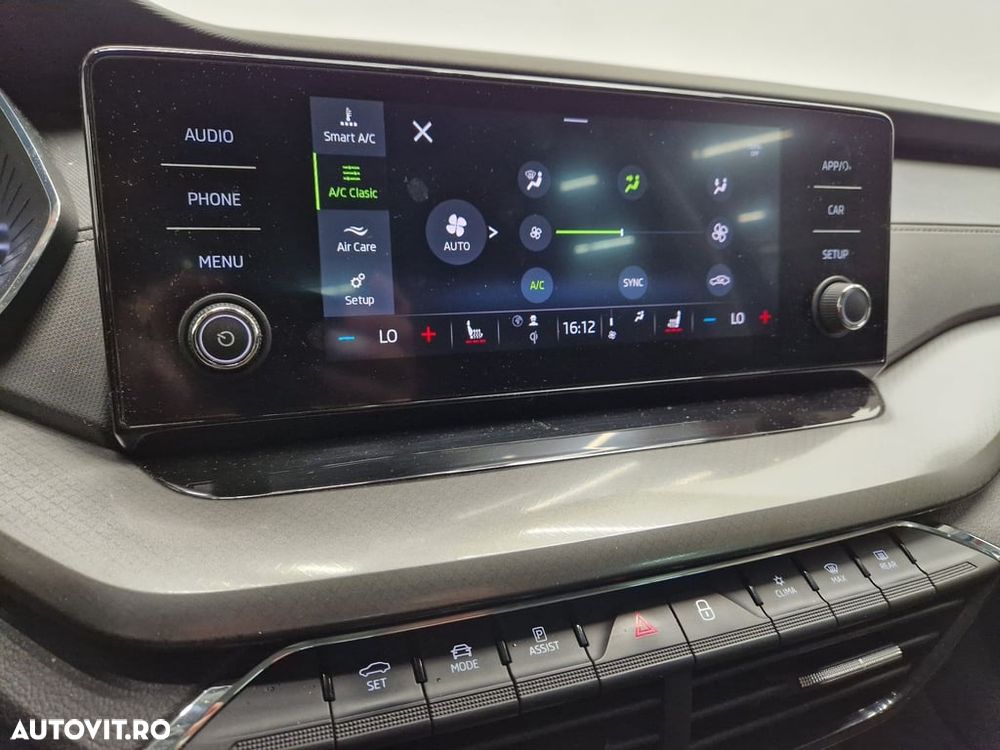 Skoda Octavia 2.0 TDI DSG Ambition - 9