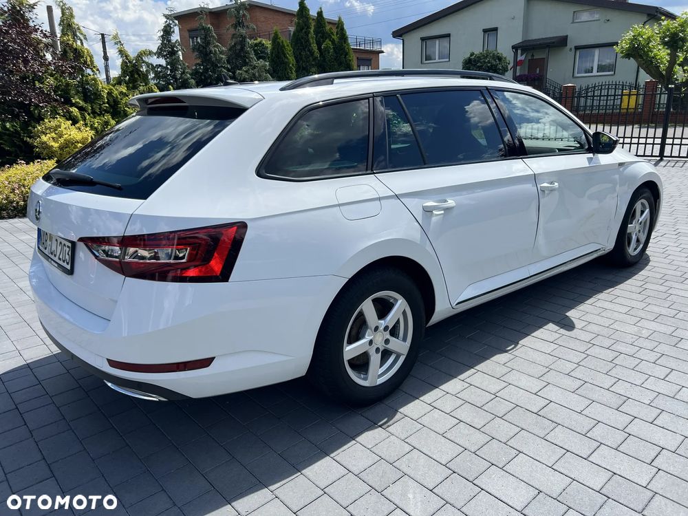 Skoda Superb 2.0 TDI 4x4 Sportline DSG - 3