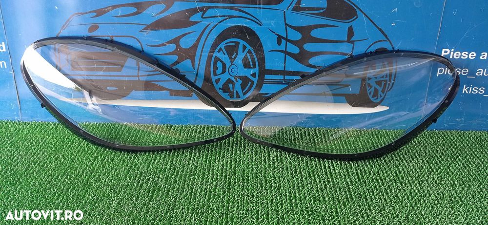 sticla far porsche macan - 1