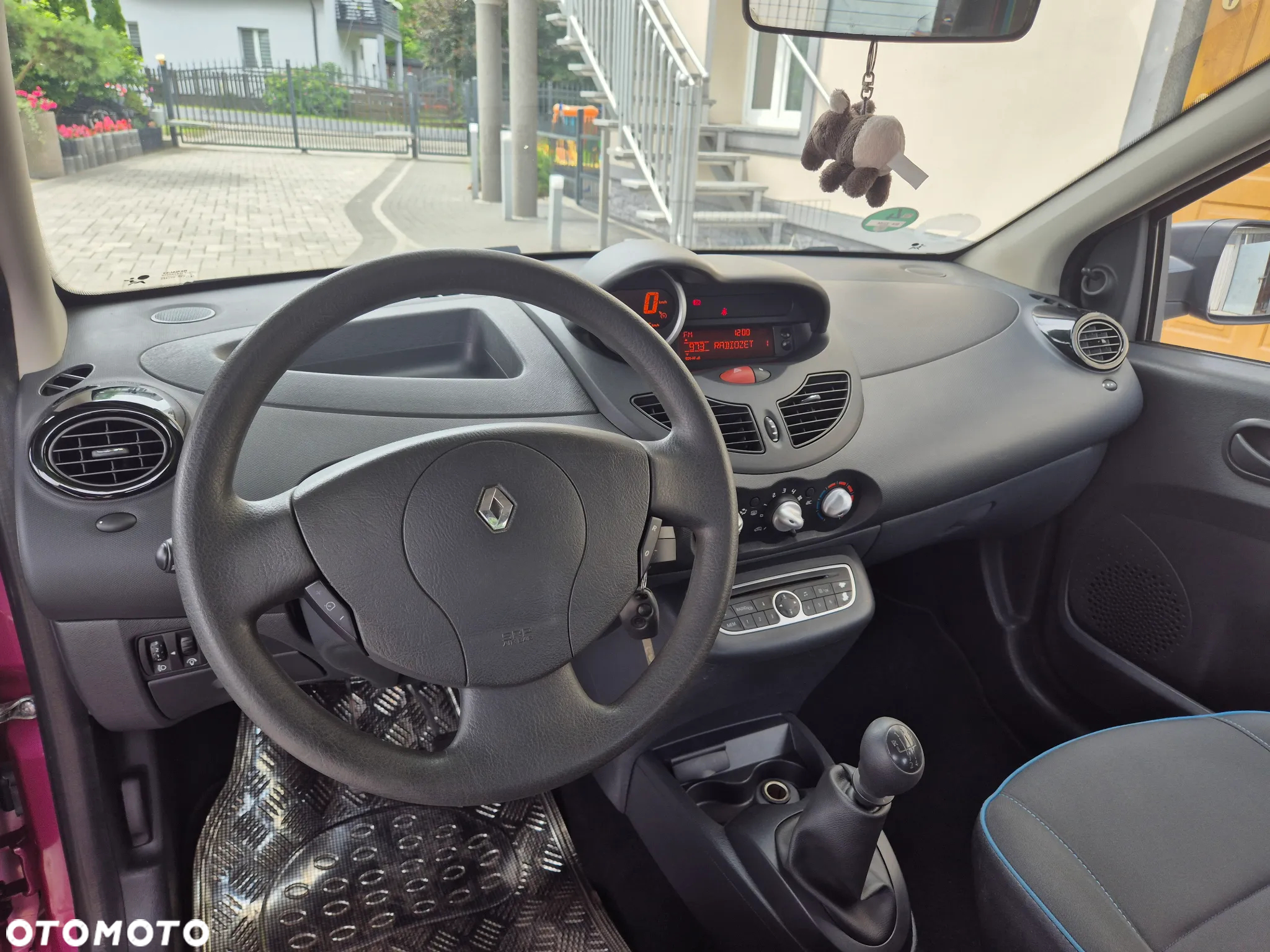Renault Twingo 1.2 LEV 16V 75 Night & Day - 38
