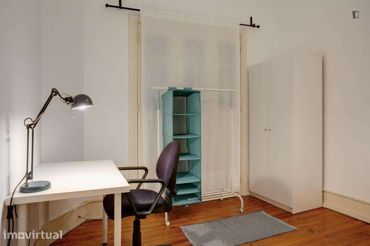 Quarto - localizado em Sete Rios Lisbon - Grande imagem: 2/13