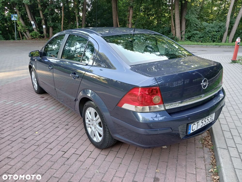 Opel Astra 1.6 Cosmo - 13