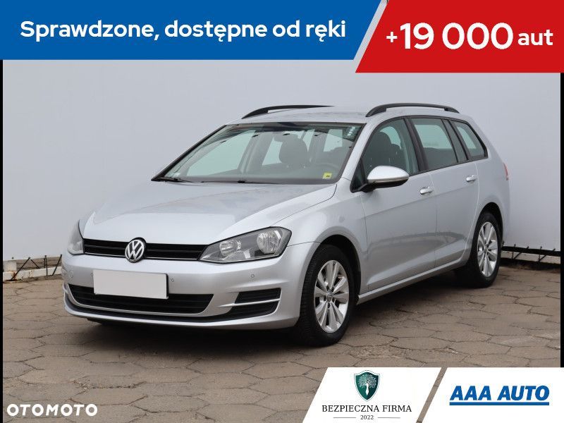 Volkswagen Golf - 1