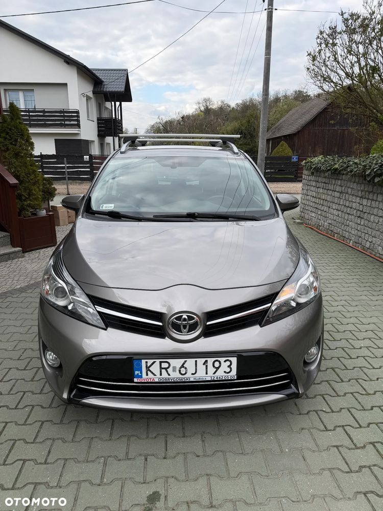Toyota Verso 1.8 Premium 7os - 6
