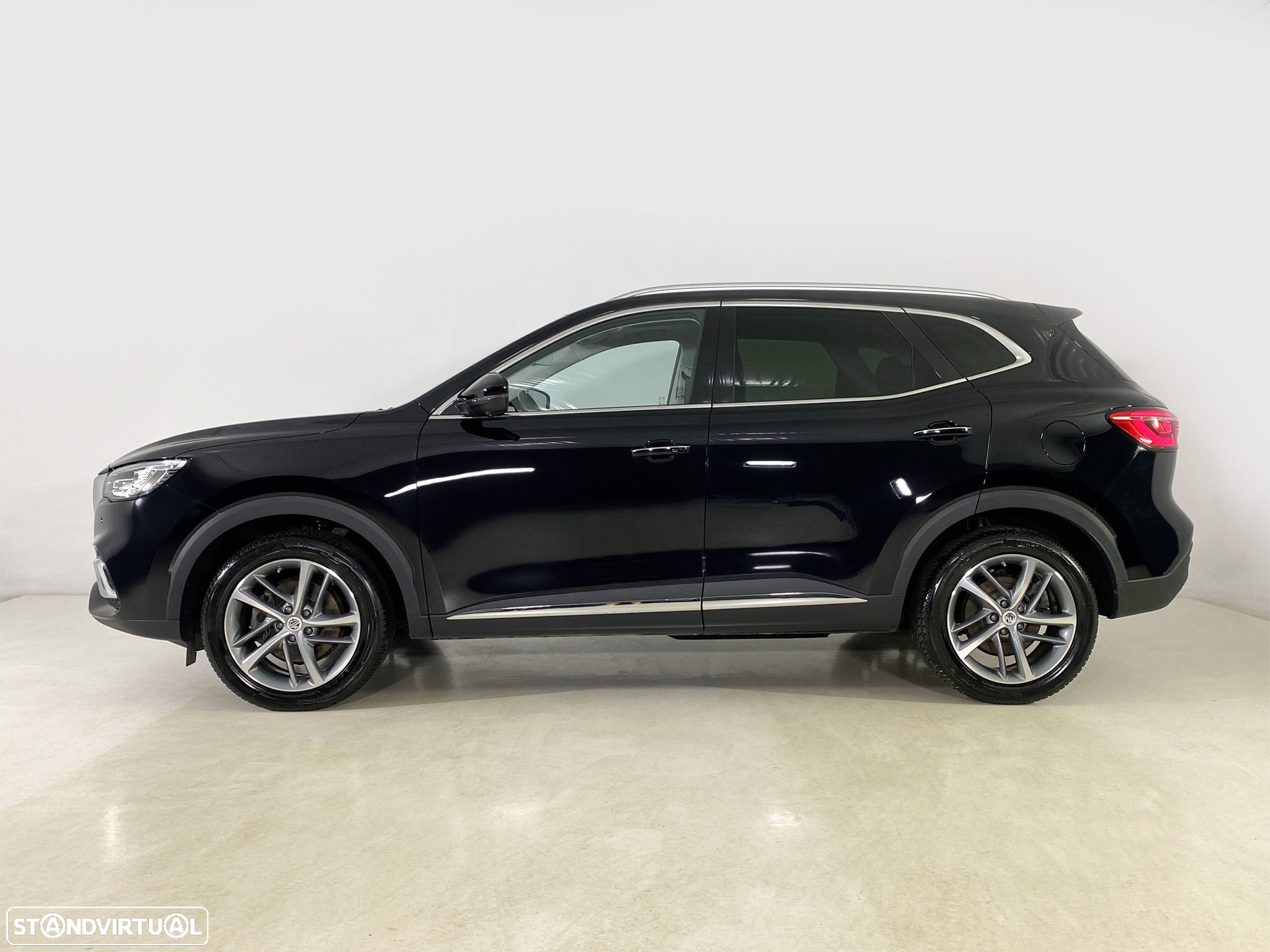 MG EHS 1.5 T-GDI Plug-in Hybrid Luxury - 4