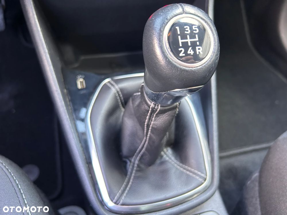 Ford Fiesta 1.1 S&S COOL&CONNECT - 25