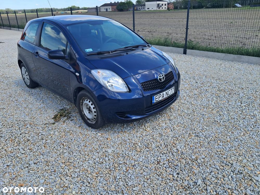 Toyota Yaris - 8