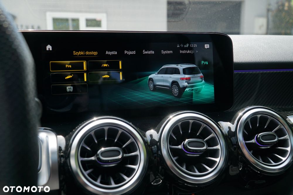 Mercedes-Benz GLB AMG 35 4-Matic - 19