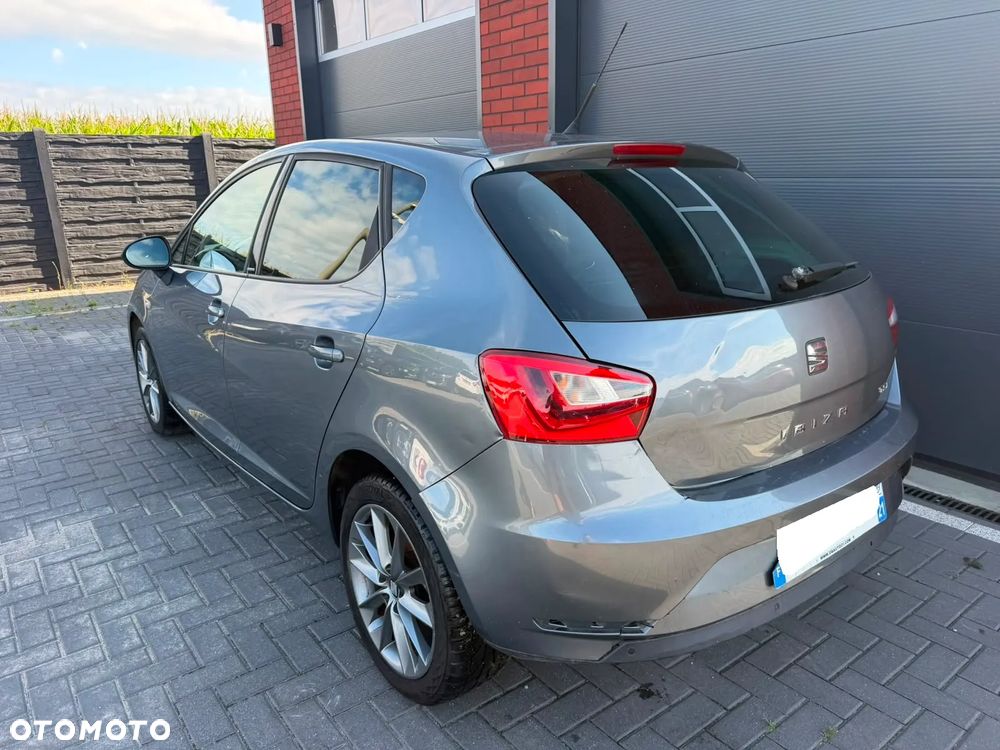 Seat Ibiza 1.2 TSI CONNECT - 32