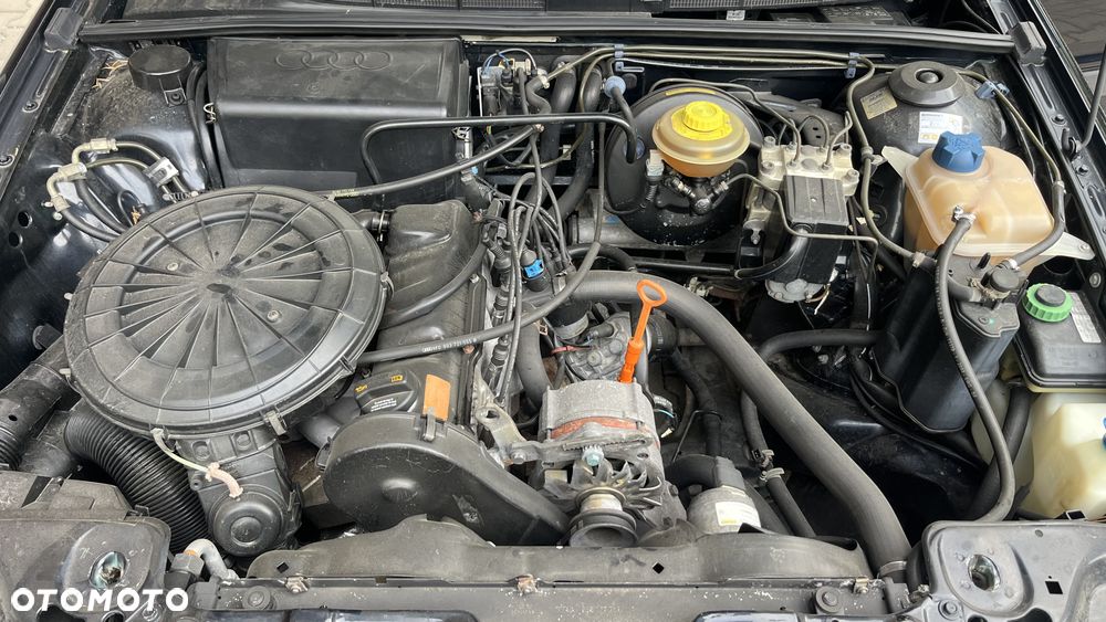 Audi 80 1.8 CC - 10
