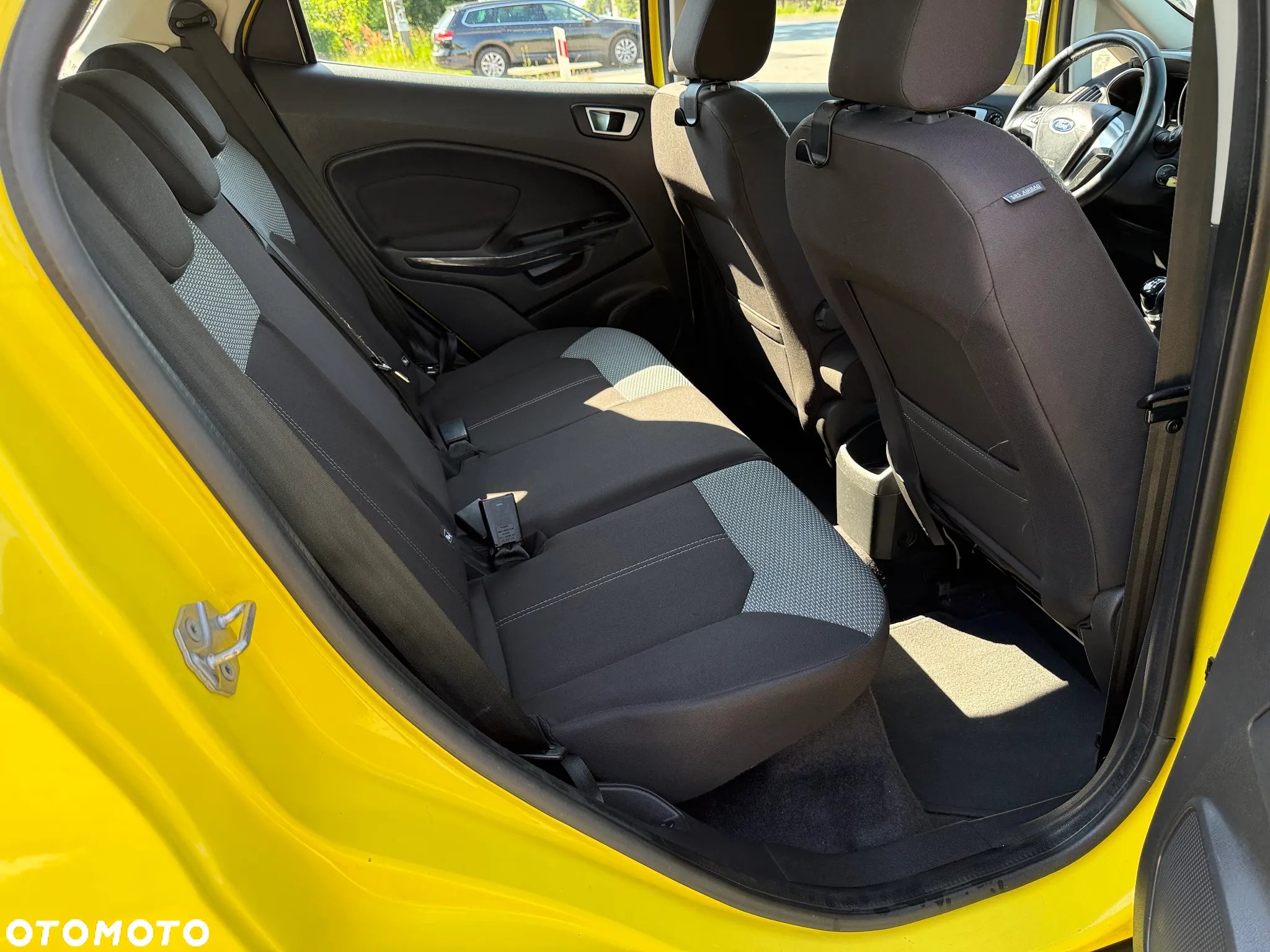 Ford EcoSport 1.5 TDCi TITANIUM - 11