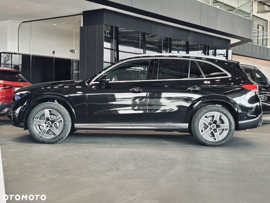 Mercedes-Benz GLC - 4
