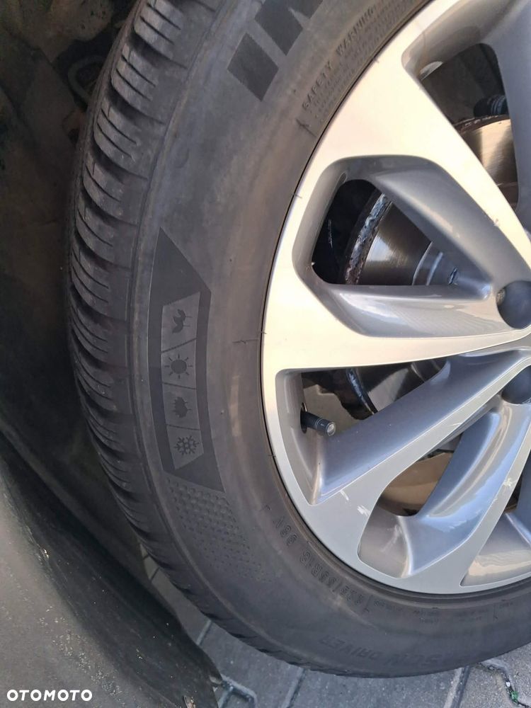 Nissan Qashqai 1.6 visia - 12