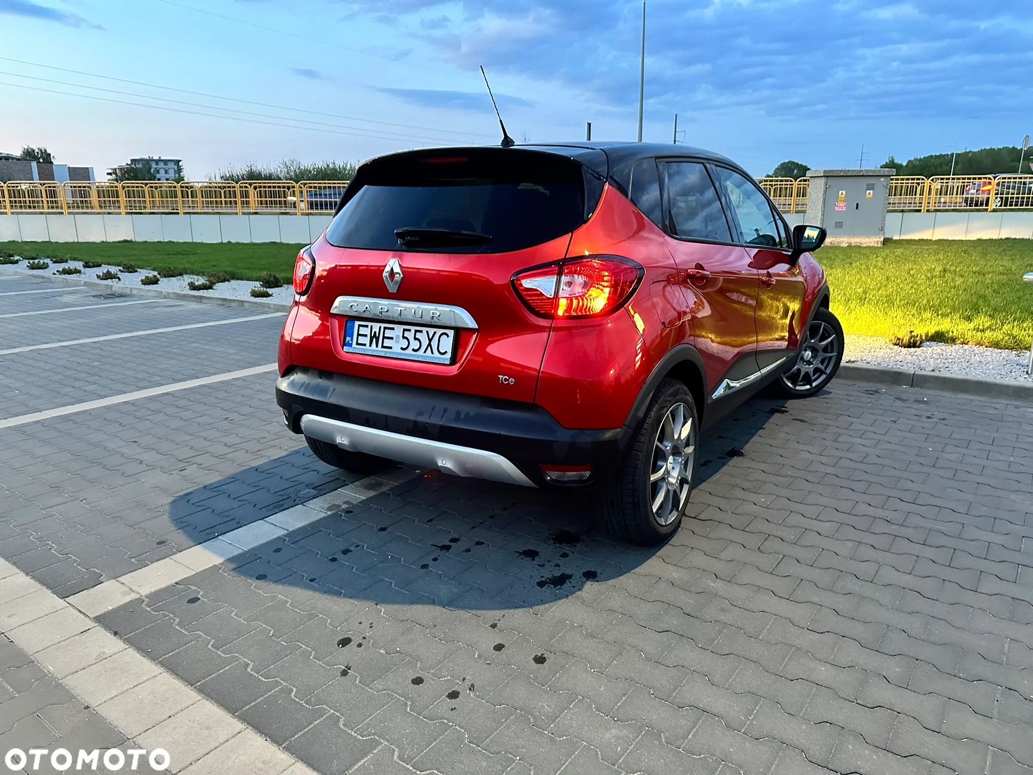 Renault Captur 1.2 Energy TCe XMOD EDC EU6 - 8