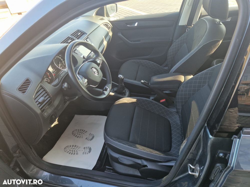 Skoda Fabia - 10