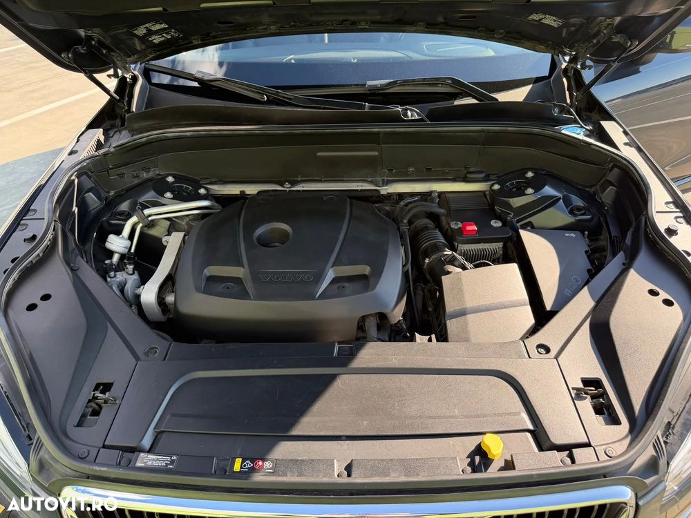 Volvo XC 90 T6 AWD Momentum - 27