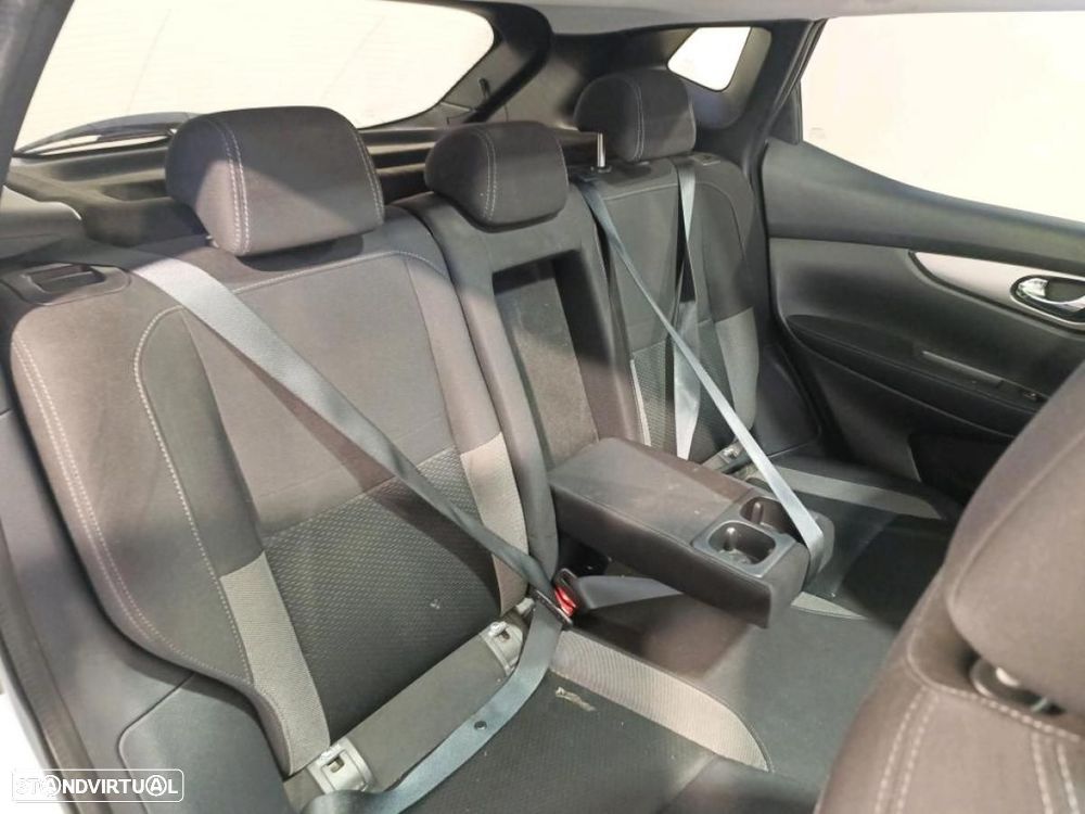Nissan Qashqai 1.5 dCi N-Connecta Business - 11